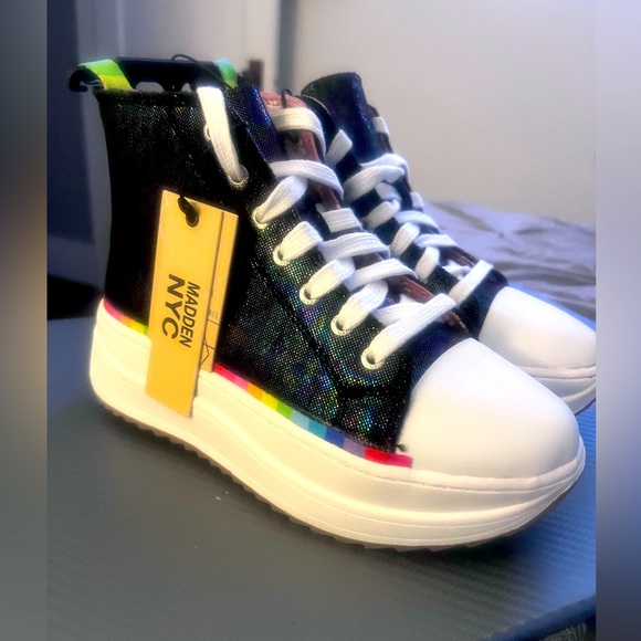 NWT Stacked high top Madden NYC GIRLS SZ 2 - Picture 2 of 6